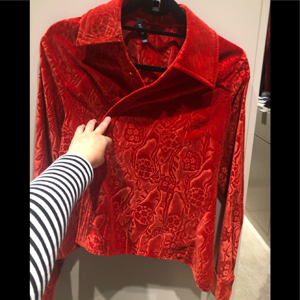 Atlein runway red velvet shirt 36 S holiday - Picture 2 of 4